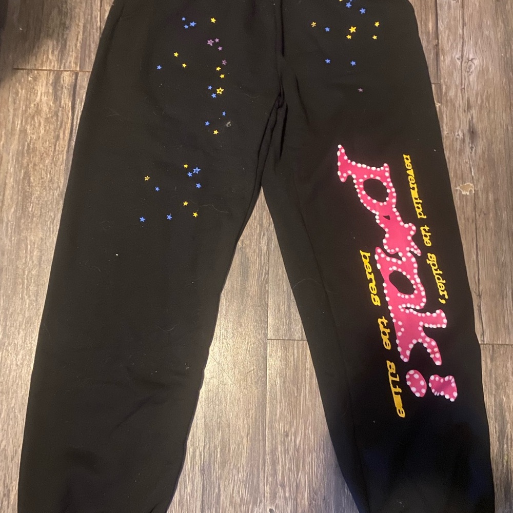 Black spider pants v1